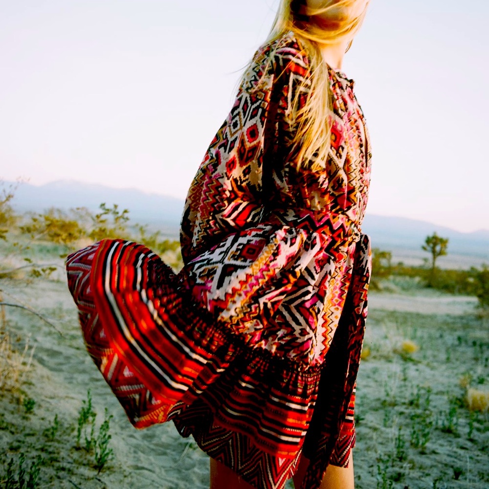 Zara printed dress. Excellent condition. Worn once.